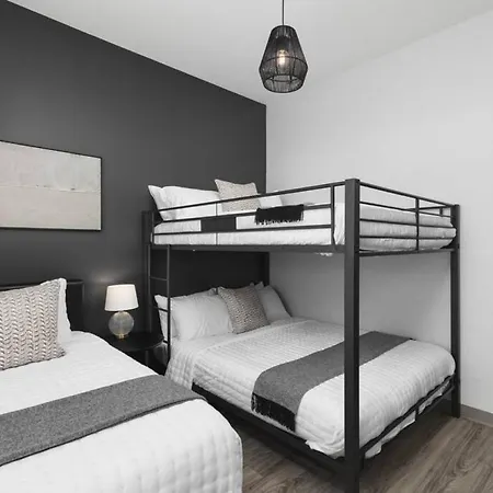 Modern Comfort Only 2 Mile To Downtown Broadway Apartment *