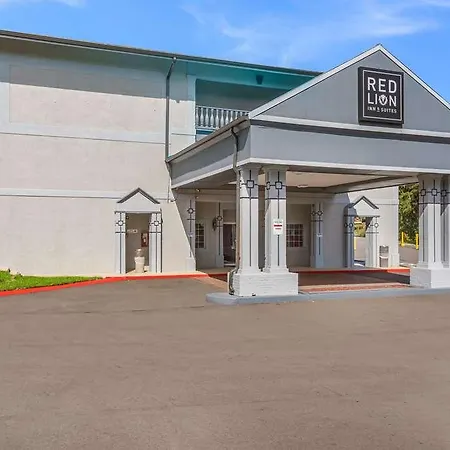 Hotel Red Lion & Airport Nashville