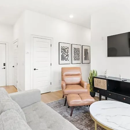 Near Downtown Broadway & Stadium - Free Parking * Nashville