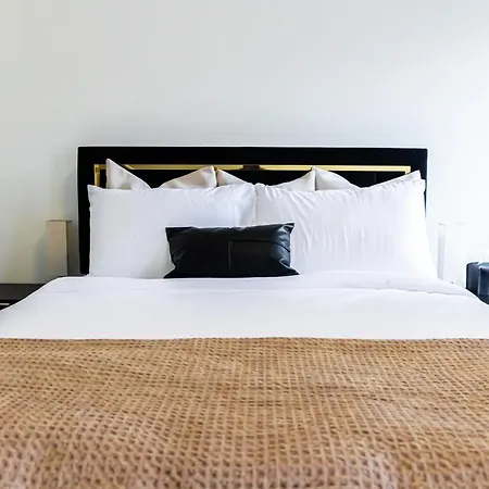 Honkytonk 7 Bed - Mins To Dt Holiday home *