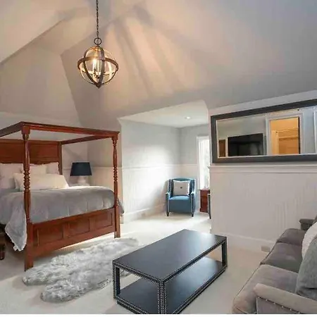 Supreme Luxury For Discerning Tastes Holiday home *
