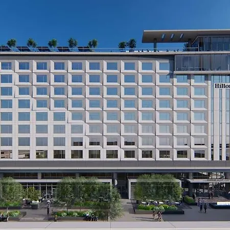 Hilton Bna Airport Terminal 4*