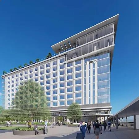 Hilton Bna Airport Terminal Hotel 4*