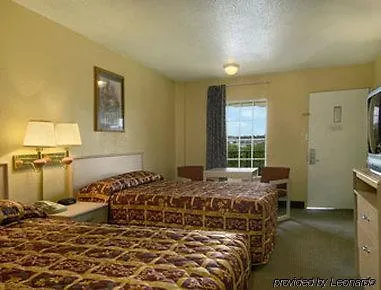 Super 8 By Wyndham Antioch/nashville South East 2*