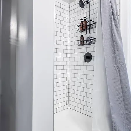 Stylish Near Downtown Wfh Friendly Apartment