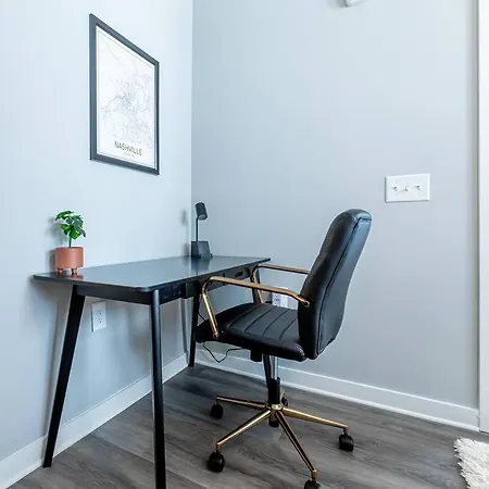 Stylish Near Downtown Wfh Friendly