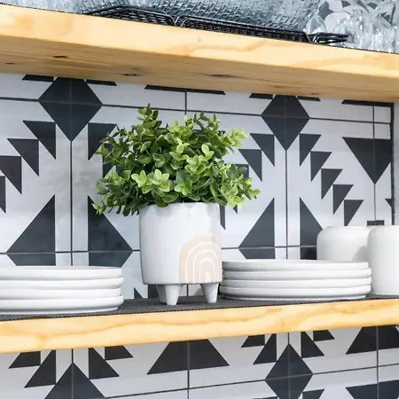 Cozy Bohemian With Pool Mins To Downtown Holiday home *