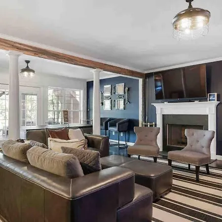 Holiday home Luxury@lake Mansion Pool/hot Tub For Discerning Tastes *