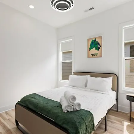 Luxurious 4bd Sleeps 12 Minutes To Downtown With Parking Nashville