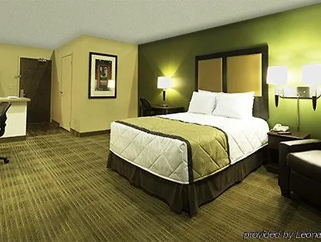 Homewood Airport Hotel 3*