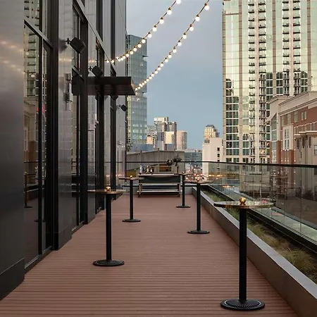Fraye Curio Collection By Hilton Nashville