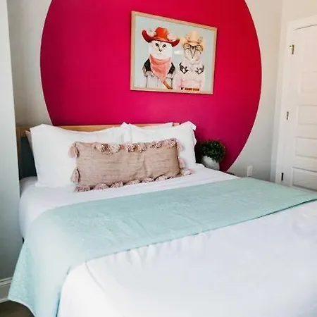 Designer~8 Mins 2 Broadway~balcony~sleeps 10~new Nashville