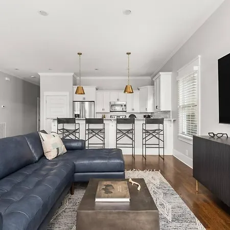 *new*nations Station*:entire 4 Bedroom 3 Bath* Nashville