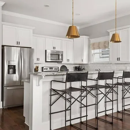 *new*nations Station*:entire 4 Bedroom 3 Bath* Nashville