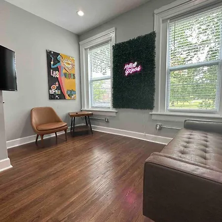 Westend Two Stylish & Cozy Apartment
