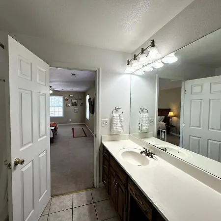 Ace W Hot Tub Only 15 Mins To Broadway! Apartment Nashville