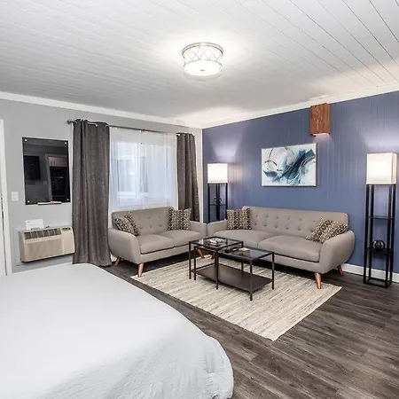 Apartment Walk To 12 South, 7 Min To Downtown, Free Parking! Nashville