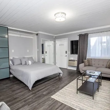 Walk To 12 South, 7 Min To Downtown, Free Parking! *