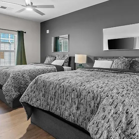 The Platinum Penthouse The Gulch *