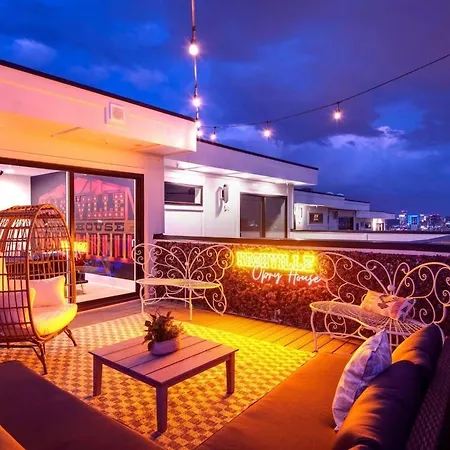 The Opry Downtown Luxe - Rooftop Cityview-karaoke