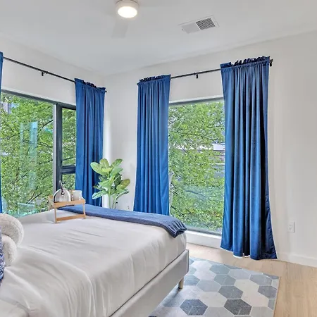 Hyve - Hideaway - Walk To Broadway Holiday home *