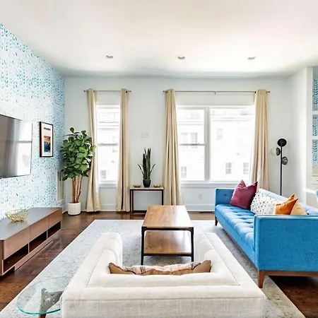 Holiday home 2 Lux Homes Huge Rooftop 2mi To Broadway Sleeps 24 Nashville