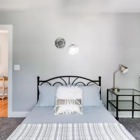 Modern Boho Family House Near Shops In East Nashville