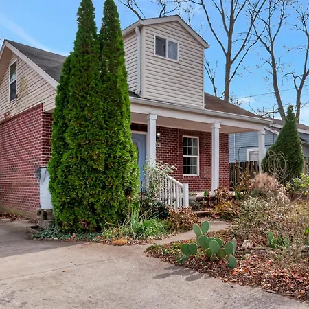 3 Bd 2 Bath Walking Distance To Nations Holiday home Nashville