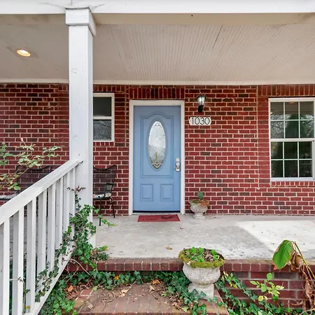 3 Bd 2 Bath Walking Distance To Nations