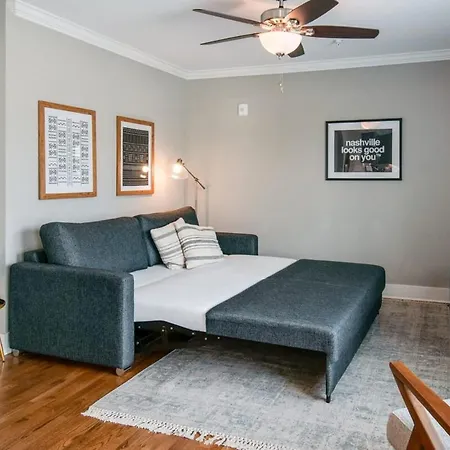 New With 2 King Beds Walk To Bars Nashville