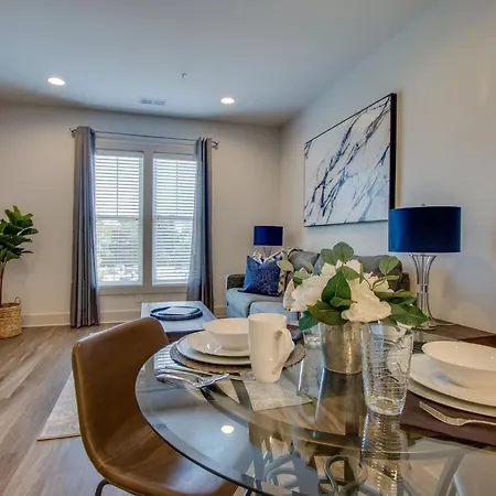 New* East Nash - King Bed Short Drive To Dwntwn *