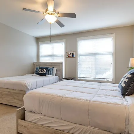 Modern 3-story West End - Free 2-car Garage Nashville