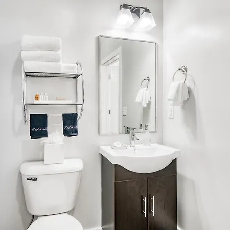 Cozysuites Music Row Bold 1br In Midtown Apartment