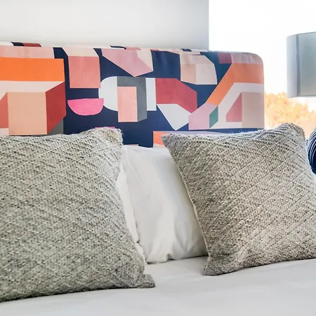 Cozysuites Music Row Bold 1br In Midtown Apartment Nashville