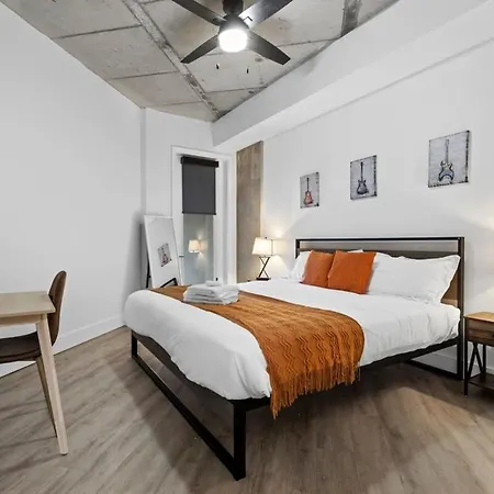 Apartment Cozysuites Modern Midtown Unit 06