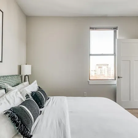 Apartment Cozysuites Music Row Spacious 2br In Nashville! 16