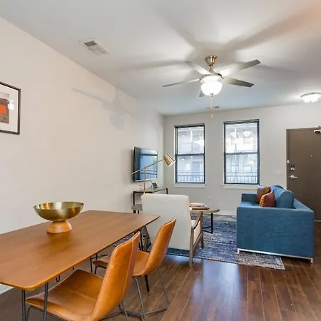Two Cozysuites Stylish Music Row