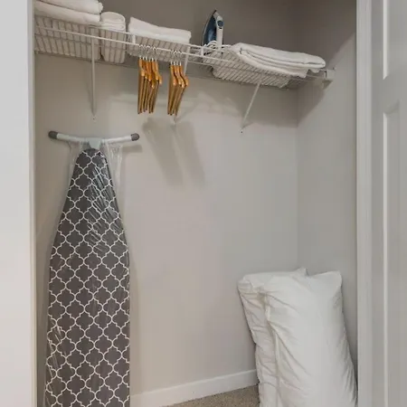 Two Cozysuites Stylish Music Row Nashville