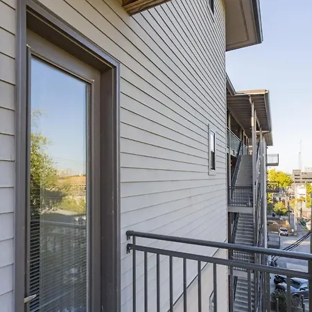 Cozysuites Two Classy Music Row Apartment *