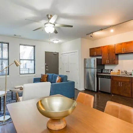 Cozysuites Two Alluring Music Row Apartment Nashville