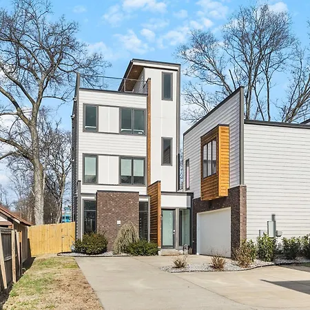 Modern Luxury Rooftop Deck, 3 Mi To Downtown Nashville