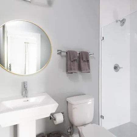 - 970 B Youngs Ln Holiday home Nashville