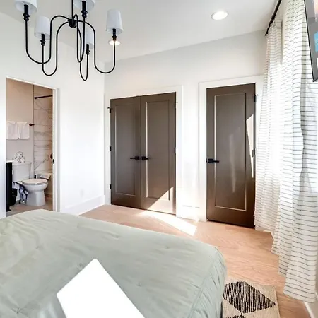 The Opry Downtown Luxe - Rooftop Cityview-karaoke Holiday home Nashville