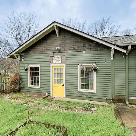 Holiday home Eclectic About 5 Mi To Downtown! Nashville