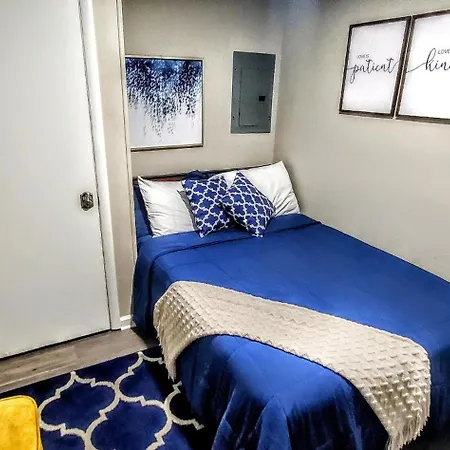 Cozy Duplex Unit B Holiday home *