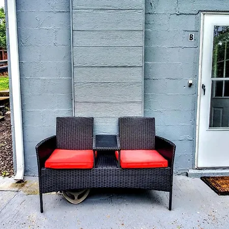 Cozy Duplex Unit B Holiday home