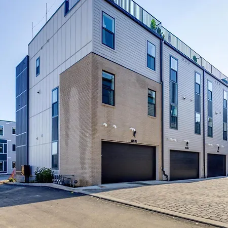 Booking Fast 12 Beds - Rooftop Views 4* Nashville