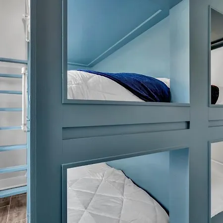 Double Lux 26beds 2 Rooftop Views Free Parking Holiday home *
