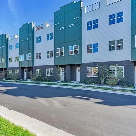 Double Lux 26beds 2 Rooftop Views Free Parking