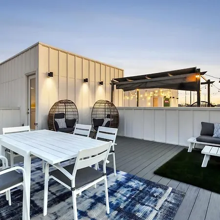Double Lux 26beds 2 Rooftop Views Free Parking
